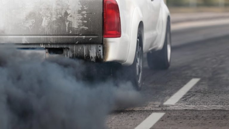 Black Smoke From Exhaust Pipenull