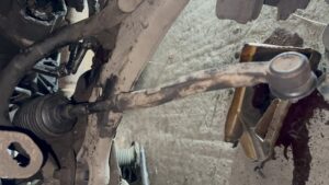 What are The Symptoms of Bad Tie Rod End ? Rx Mechanic