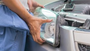 One Headlight not Working after Replacing Bulb – Causes, Preventions